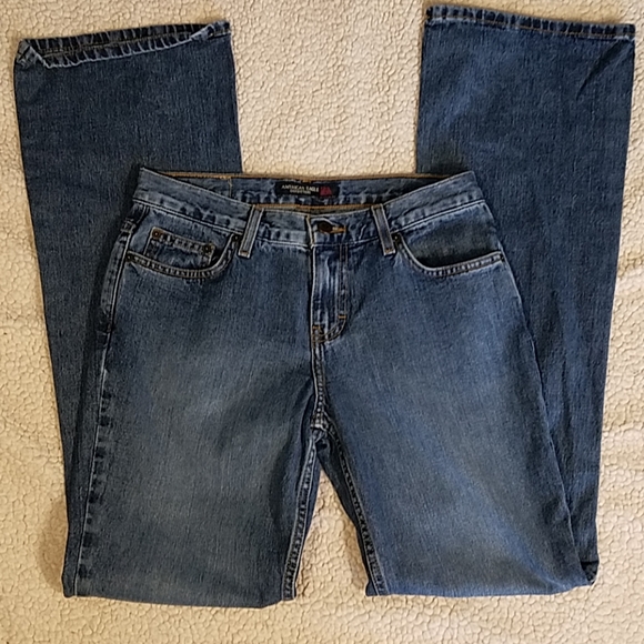 American Eagle Outfitters Jeans Sz 2 REG